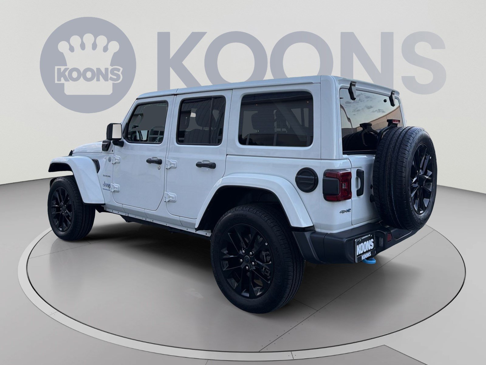 Used 2024 Jeep Wrangler Unlimited Sahara AWD/4WD image 4
