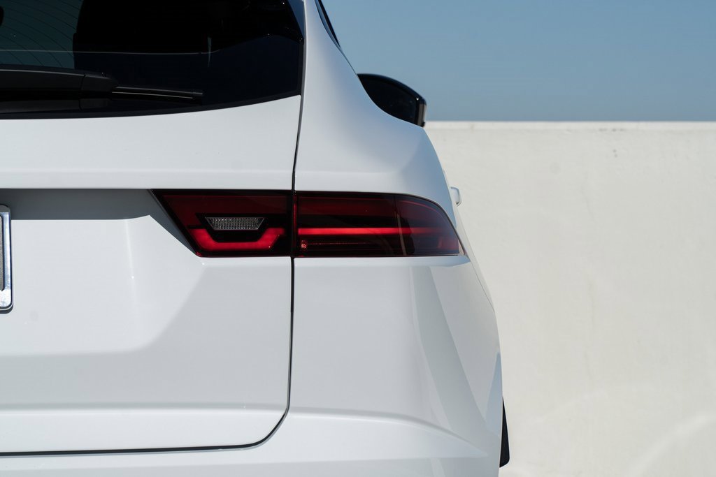 Used 2024 Jaguar E-PACE R-Dynamic SE AWD/4WD image 5