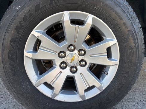 Used 2018 Chevrolet Colorado LT RWD image 44