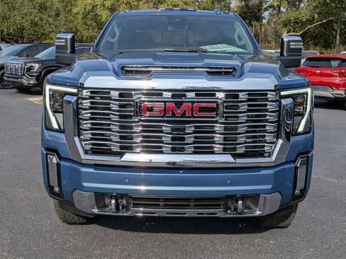 New 2026 GMC Sierra 2500 Denali w/ Denali Reserve Package image 9