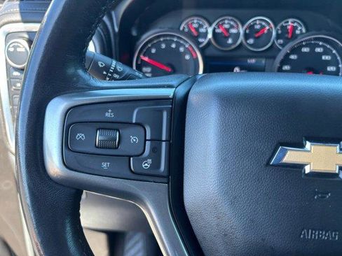 Used 2021 Chevrolet Silverado 1500 LT image 25