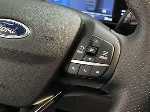 Used 2024 Ford Escape ST-Line w/ Tech Pack #1 AWD/4WD image 29