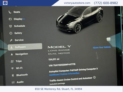 Used 2022 Tesla Model Y Long Range AWD/4WD image 3
