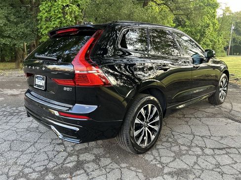 New 2025 Volvo XC60 B5 Core w/ Protection Package Premier image 8