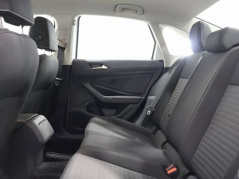 Used 2023 Volkswagen Jetta S image 25