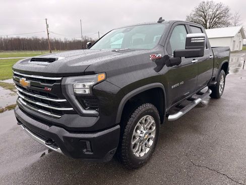 New 2026 Chevrolet Silverado 2500 LT w/ Z71 Chrome Sport Edition image 12