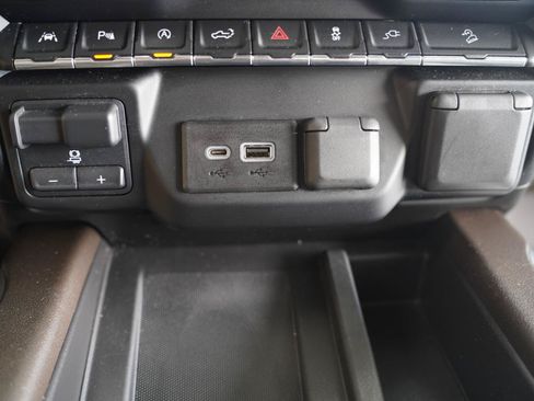 Used 2020 GMC Sierra 1500 SLT AWD/4WD image 22