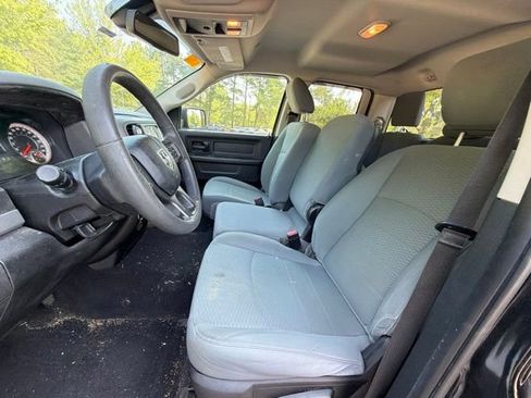 Used 2019 RAM 1500 Express AWD/4WD image 10