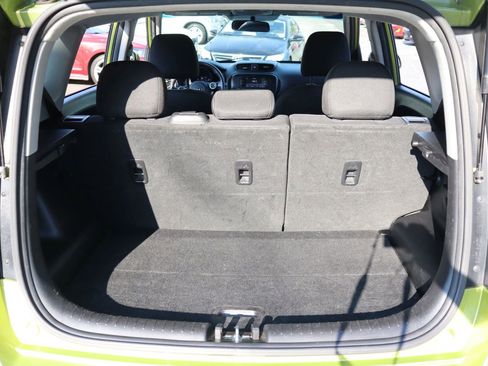 Used 2017 Kia Soul + FWD image 14