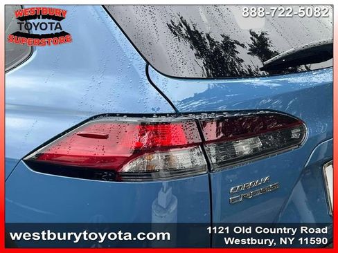 Used 2026 Toyota Corolla Cross LE w/ Cold Weather Package AWD/4WD image 7