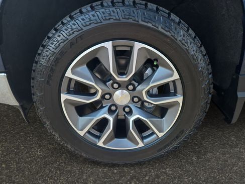 Used 2022 Chevrolet Silverado 1500 LT w/ Texas Edition Plus RWD image 13