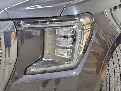 Used 2024 GMC Yukon XL Denali Ultimate image 39