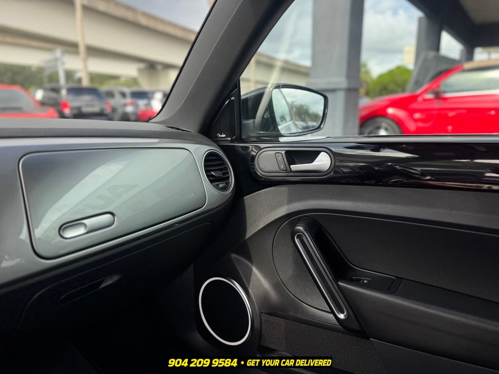 Used 2014 Volkswagen Beetle TDI FWD image 20