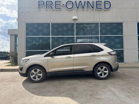 Certified 2018 Ford Edge SE FWD image 1