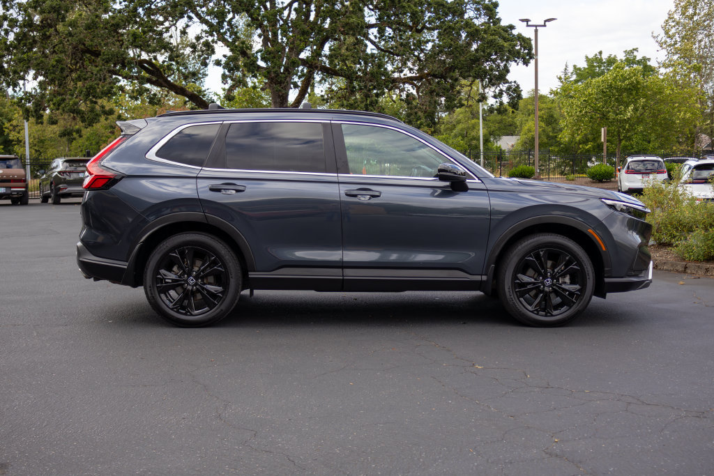Used 2024 Honda CR-V Sport Touring image 6