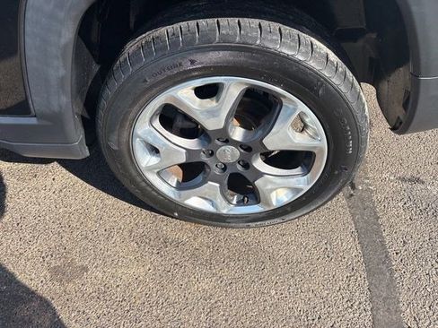 Used 2019 Jeep Compass Limited image 44