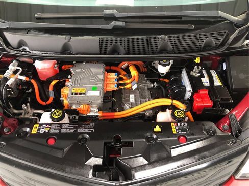 Used 2020 Chevrolet Bolt LT image 11