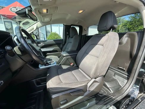 Used 2022 Chevrolet Colorado LT w/ Fleet Safety Package image 25