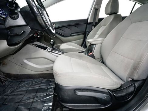 Used 2014 Kia Forte EX image 9