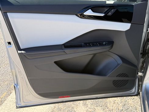 New 2026 Volkswagen Taos S image 10