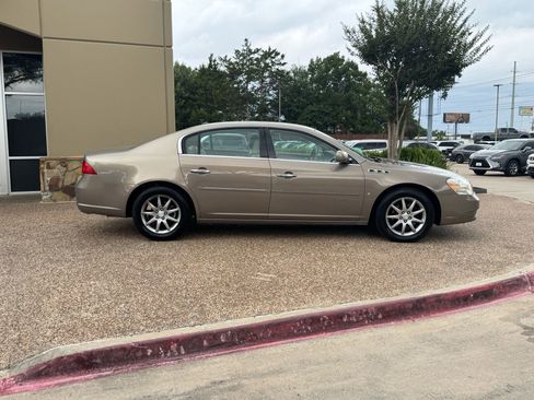 Used 2007 Buick Lucerne CXL w/ Luxury Package FWD image 8