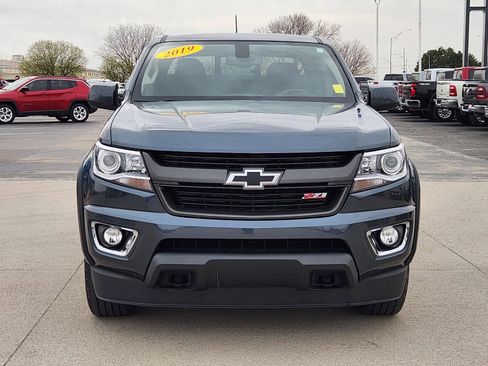 Used 2019 Chevrolet Colorado Z71 image 3