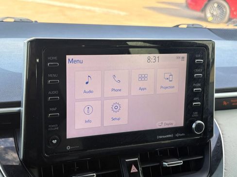 Used 2020 Toyota Corolla SE w/ SE Preferred Package FWD image 17