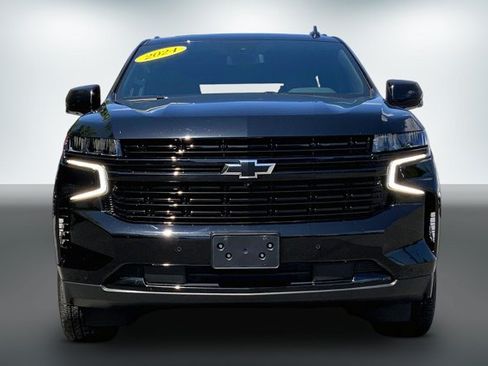 Used 2024 Chevrolet Tahoe RST w/ Luxury Package AWD/4WD image 2