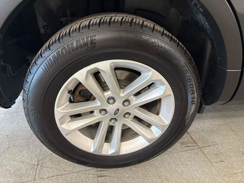 Used 2015 Ford Explorer XLT w/ Equipment Group 202B AWD/4WD image 61