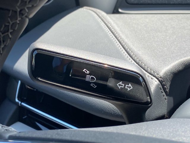 New 2027 Lincoln Navigator Reserve AWD/4WD image 18