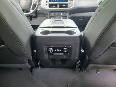 Used 2024 Chevrolet Tahoe LT AWD/4WD image 10