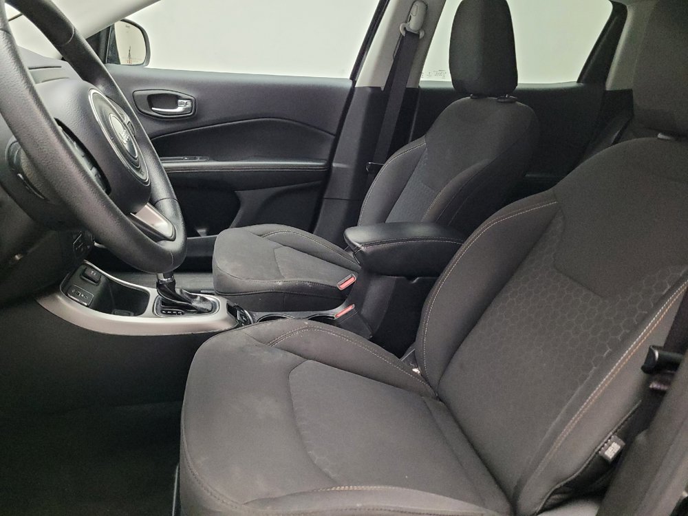 Used 2019 Jeep Compass Sport FWD image 17