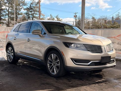 Used 2017 Lincoln MKX Reserve w/ Lincoln MKX Climate Package AWD/4WD image 56