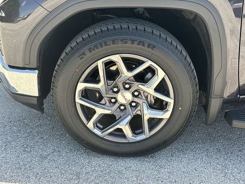 Certified 2022 GMC Sierra 1500 SLT w/ SLT Premium Plus Package RWD image 33