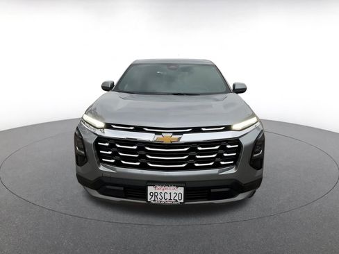 Used 2025 Chevrolet Equinox LT image 4