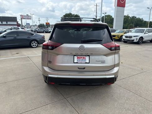 New 2026 Nissan Rogue Platinum AWD/4WD image 4