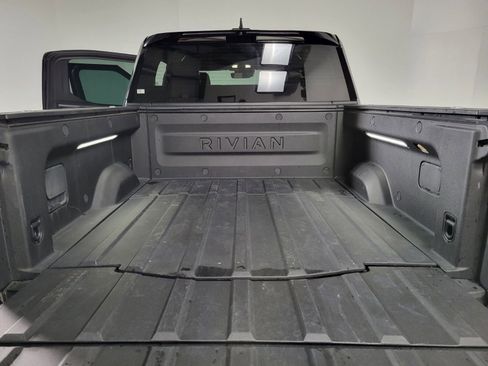 Used 2023 Rivian R1T Adventure image 22