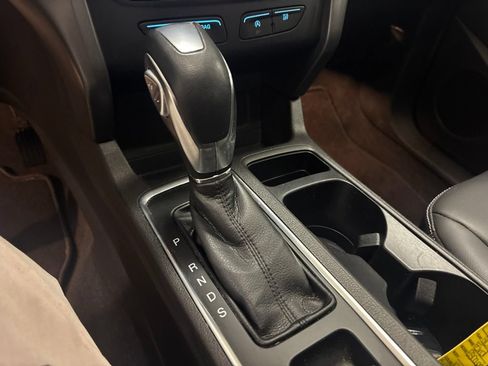Used 2019 Ford Escape SEL AWD/4WD image 16