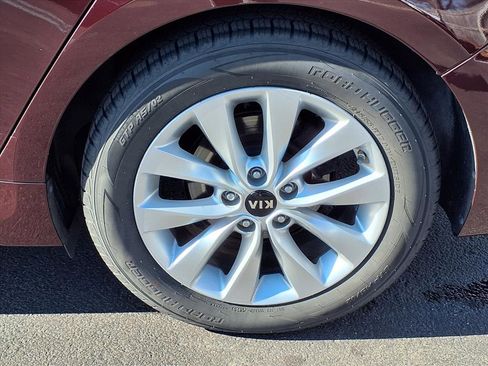 Used 2017 Kia Optima EX image 23