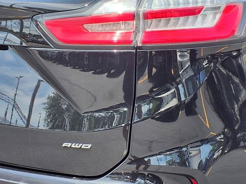 Used 2021 Ford Edge Titanium AWD/4WD image 26