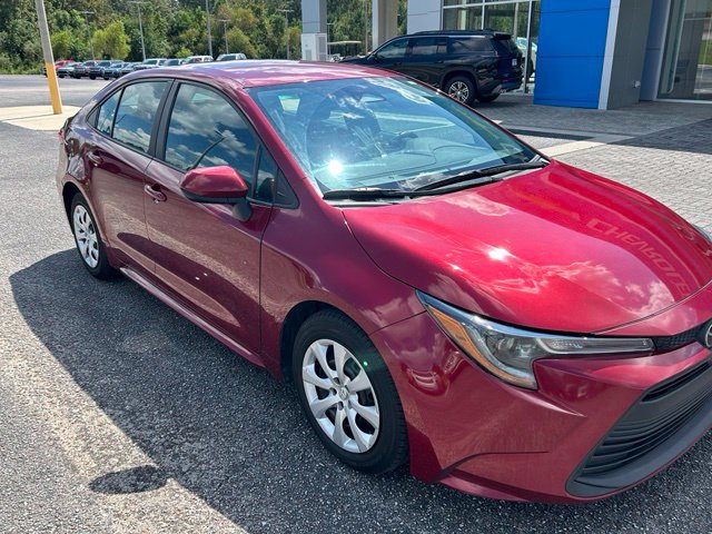 Used 2024 Toyota Corolla LE FWD image 8