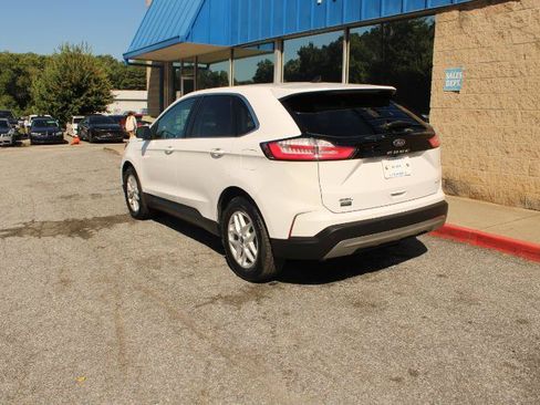 Used 2021 Ford Edge SEL AWD/4WD image 4