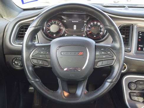 Used 2022 Dodge Challenger SXT w/ Blacktop Package image 11