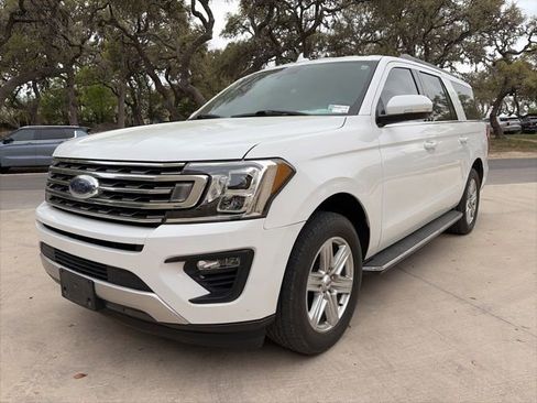 Used 2019 Ford Expedition Max XLT w/ Equipment Group 202A image 2