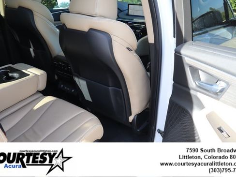 Used 2023 Acura MDX SH-AWD w/ Advance Package image 33