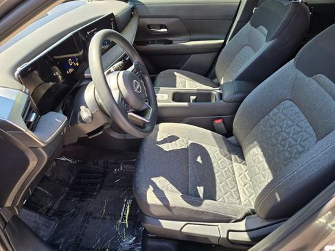 Certified 2026 Nissan Kicks SV w/ Cold Weather Package FWD image 10