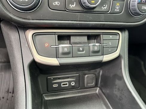 Certified 2022 GMC Terrain Denali image 32