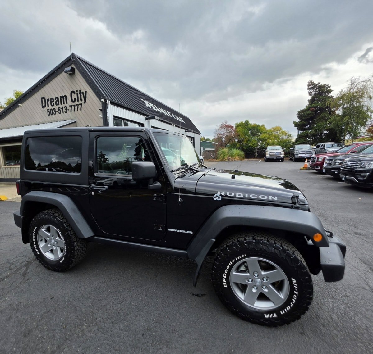 Used 2012 Jeep Wrangler Rubicon w/ PWR Convenience Group AWD/4WD image 3