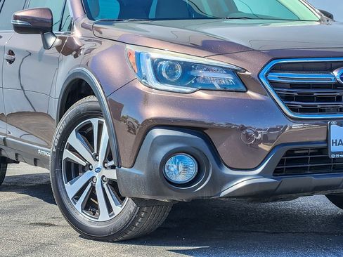 Used 2019 Subaru Outback 2.5i Limited w/ Popular Package #2 AWD/4WD image 3