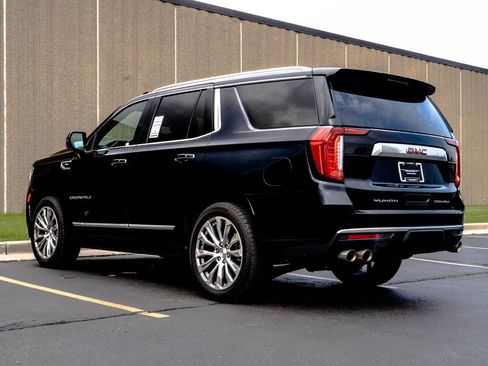 Used 2023 GMC Yukon Denali AWD/4WD image 7